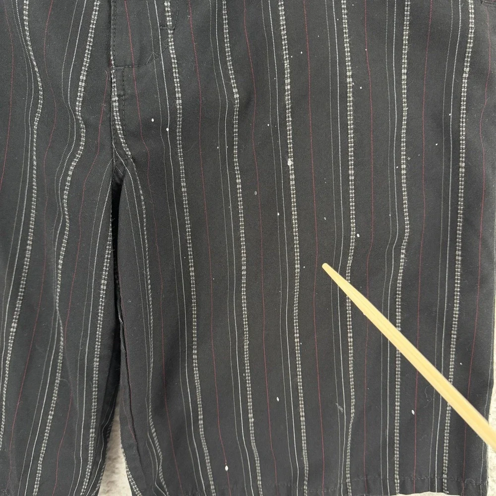 Quiksilver Shorts Mens 32 Black Striped Chino Canvas Bermuda Skull Casual Y2K